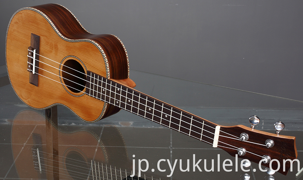 ukulele32